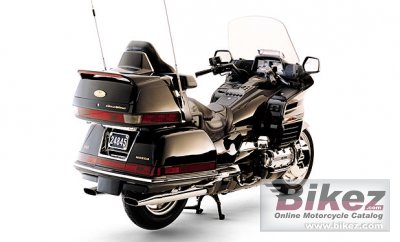 2000 honda gl 1500 se gold wing photo